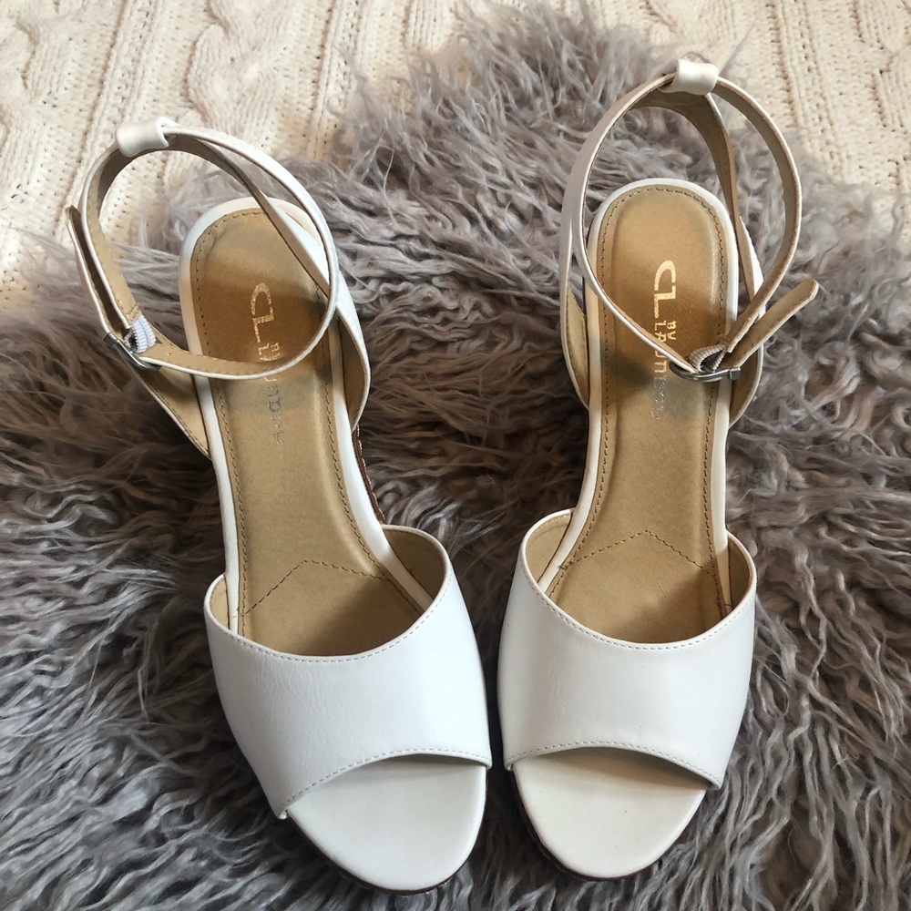 Chinese Laundry Wedges-SIZE 9, WHITE - Picture 7 of 8